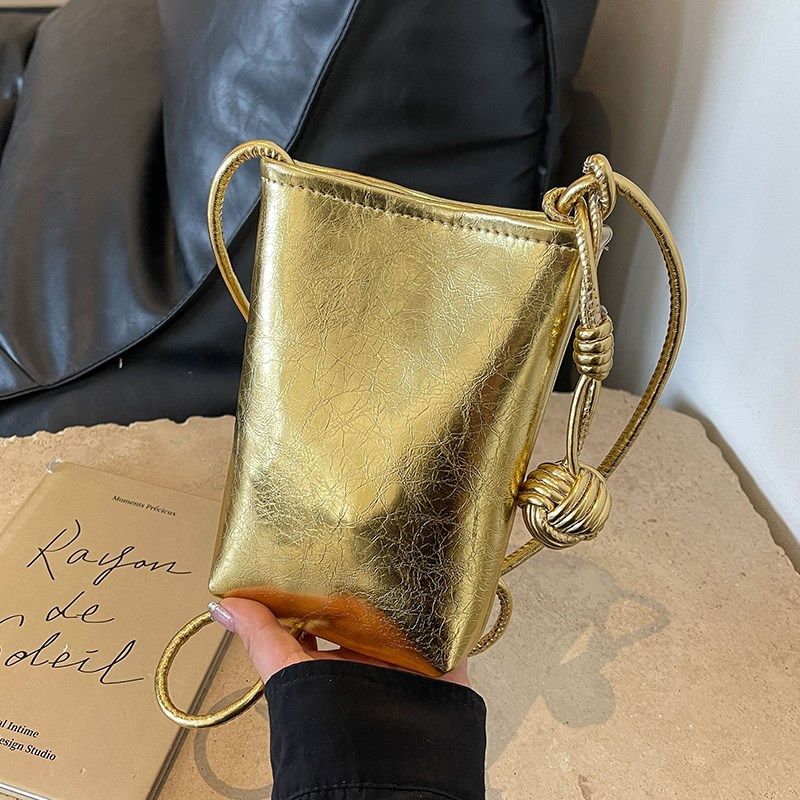 高级感银色迷你小包包女2024新款潮夏天百搭链条单肩斜挎包手机包,箱包皮具/热销女包/男包,手机包,淘宝优惠券,粉丝福利购,淘宝优惠卷