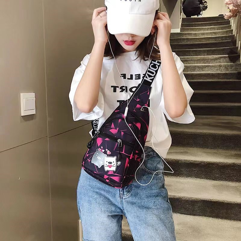 胸 包女2023新款斜挎包休闲韩版潮时尚百搭出去玩防水胸前小背包