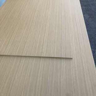 爆品厂促板材生态板E0级环保多层实木免漆黑色三聚氰胺板整体现货