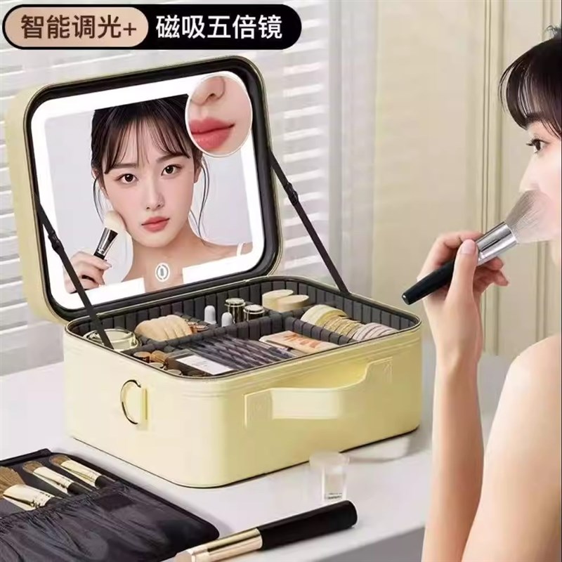 带镜子化妆包女2025新款便携式高级感Q大容量带灯美妆包包