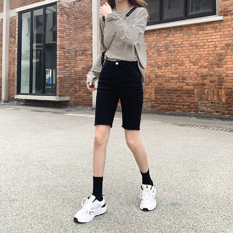 大码牛仔短裤女夏薄款胖妹妹mm高腰弹力显瘦五分裤黑色毛边中裤潮