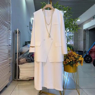 大码女装早秋胖妹妹套装西服款马甲圆领长版纯色连衣裙气质两件套