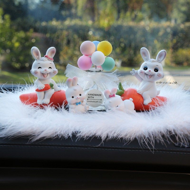 汽车摆件摇头兔饰品车载装饰用品摆设男女车内可爱卡通公仔吉新品,汽车用品/电子/清洗/改装,摆件,淘宝优惠券,粉丝福利购,淘宝优惠卷
