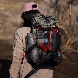 户外登山包轻量化一日徒步旅行双肩包越野爬山超轻便防水背包