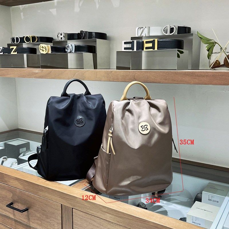 防盗双肩包女2023新款轻便牛津布背包高级感学生书包通勤休闲女包,箱包皮具/热销女包/男包,双肩背包,淘宝优惠券,粉丝福利购,淘宝优惠卷