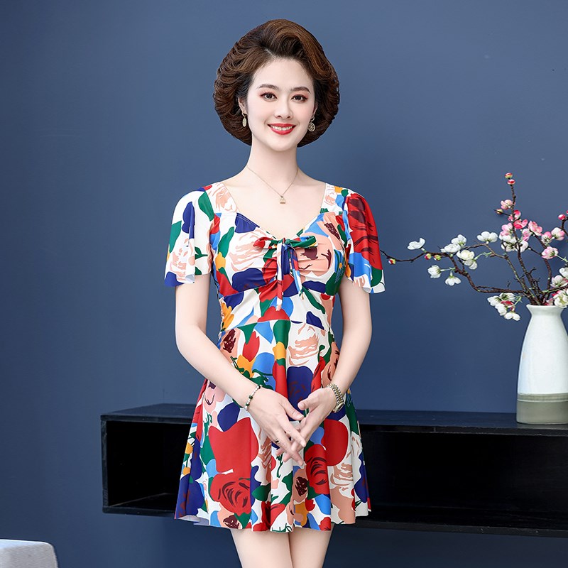 泡温泉中老年游泳衣女妈妈款x加肥大码分体保守裙式中年女士游泳