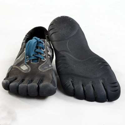 现货速发Men Women Outdoor Hiking Fitness 5 Toes Shoes Summer
