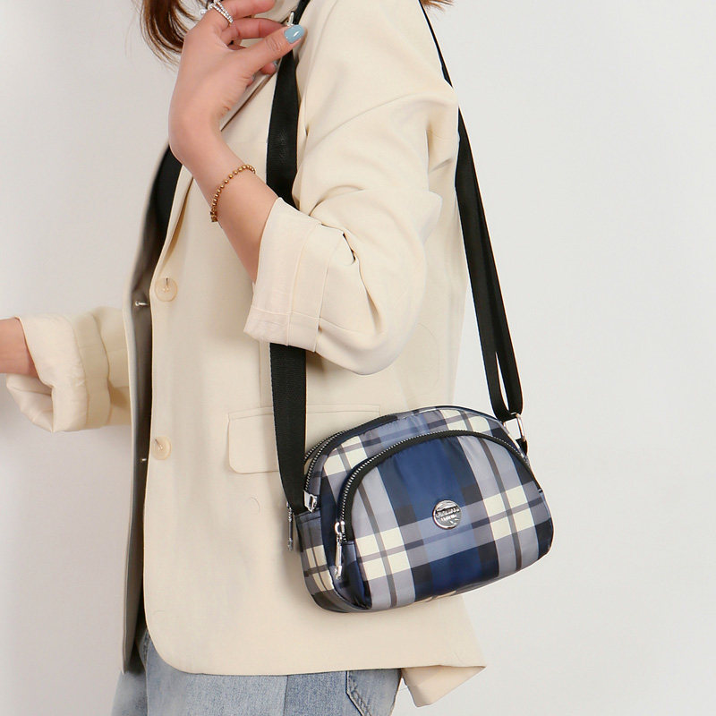 牛津布包包女2021新款百搭网红女士小布包女帆布斜挎包迷你小背包