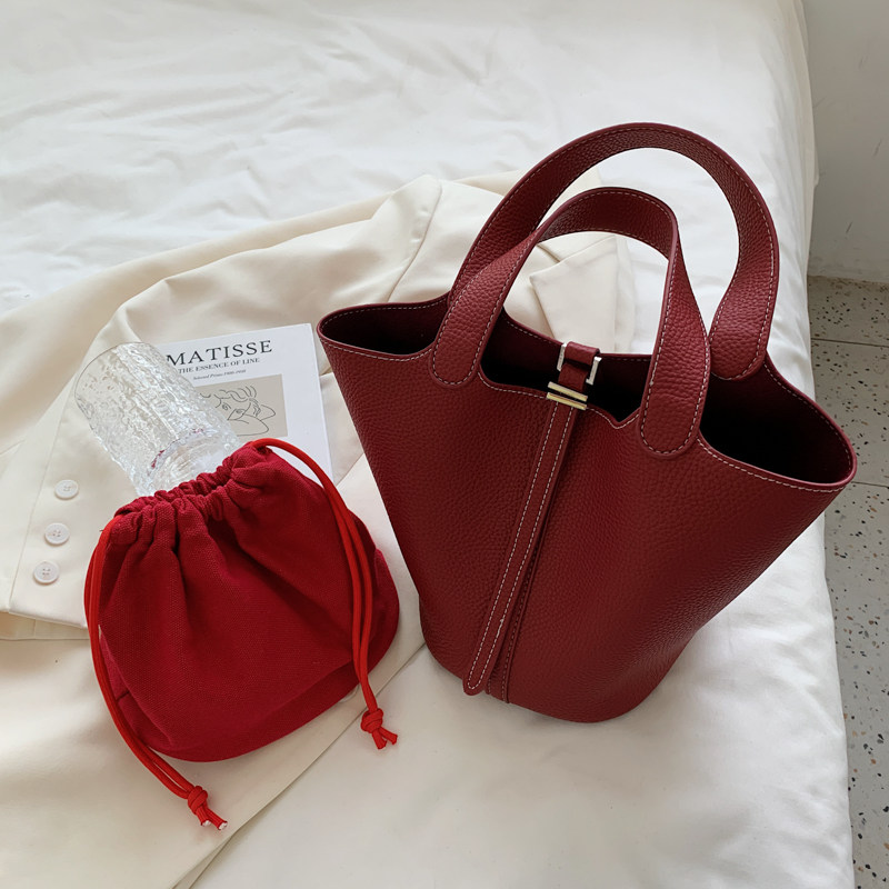 结婚包包新娘包女红色包包小众水桶包手提包女订婚菜篮子包大容量,箱包皮具/热销女包/男包,通用款女包,淘宝优惠券,粉丝福利购,淘宝优惠卷