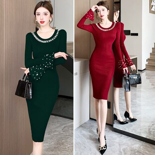 针织连衣裙女秋冬韩版高级感时尚钉珠喇叭袖修身气质打底毛衣裙子