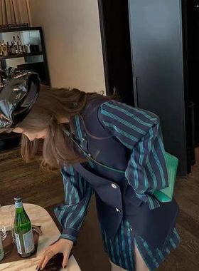 大码女装时尚背心马甲胖mm网红两件套装连衣裙子秋季2021年新款潮