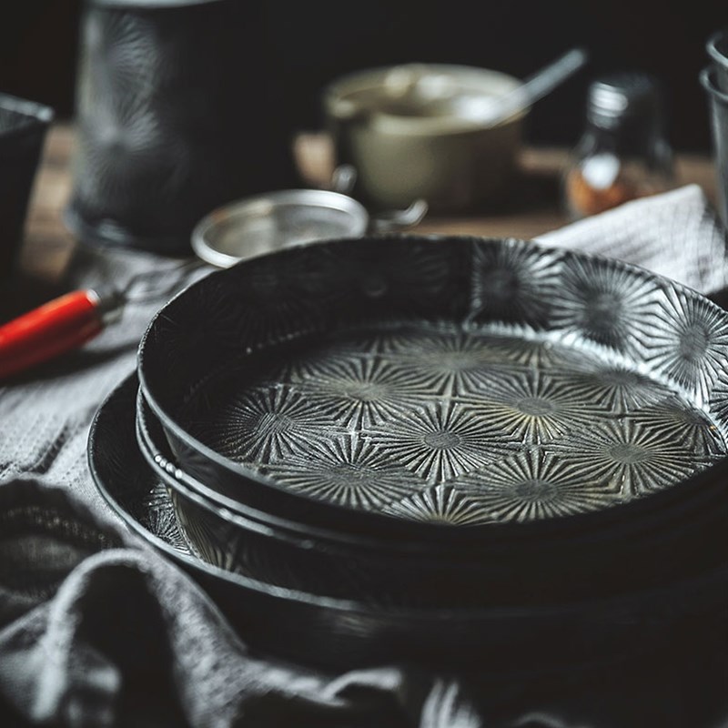 Starlight Series Retro Iron Bread Trays Vintage Bread Cake S