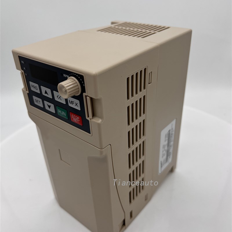 新品高性能矢量变频器AC10列 0.75KW 1.5KW 2.2KW 4KW议价 五金/工具 通用变频器 原图主图