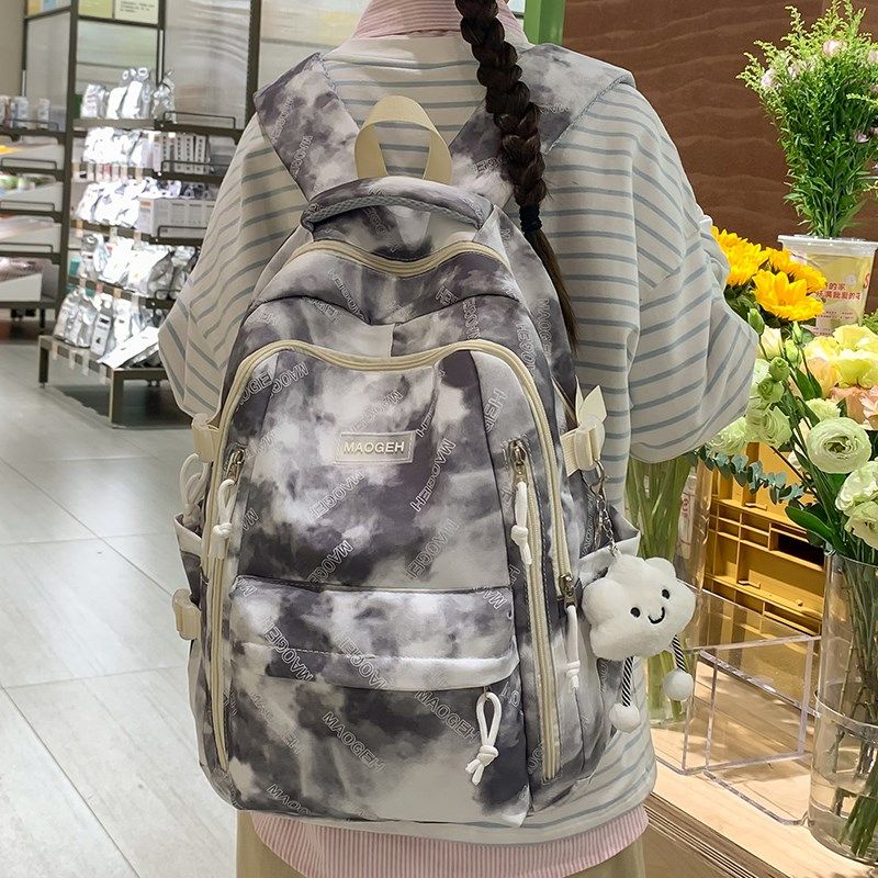 书包女简约新款大容量学生双肩包初高中生小众高颜值休闲旅游背包