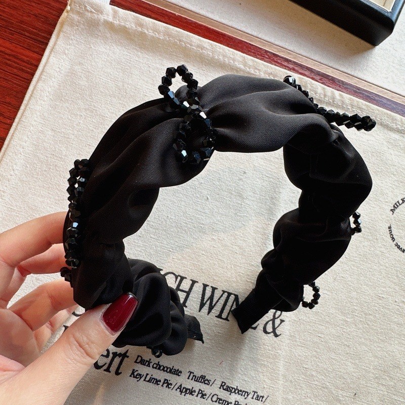 黑色高级感缎面宽版m褶皱发箍女高颅顶气质水晶蝴蝶结头箍新款发