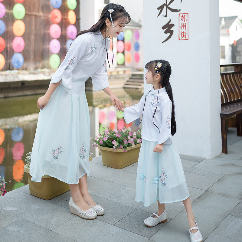 热销汉服亲子装中国风古典汉元素刺绣改良款2024新款潮夏装母女装