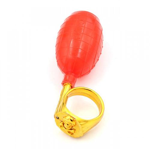 新品Squirt Ring Water Ring Spray Water Funny Gags Prank Joke