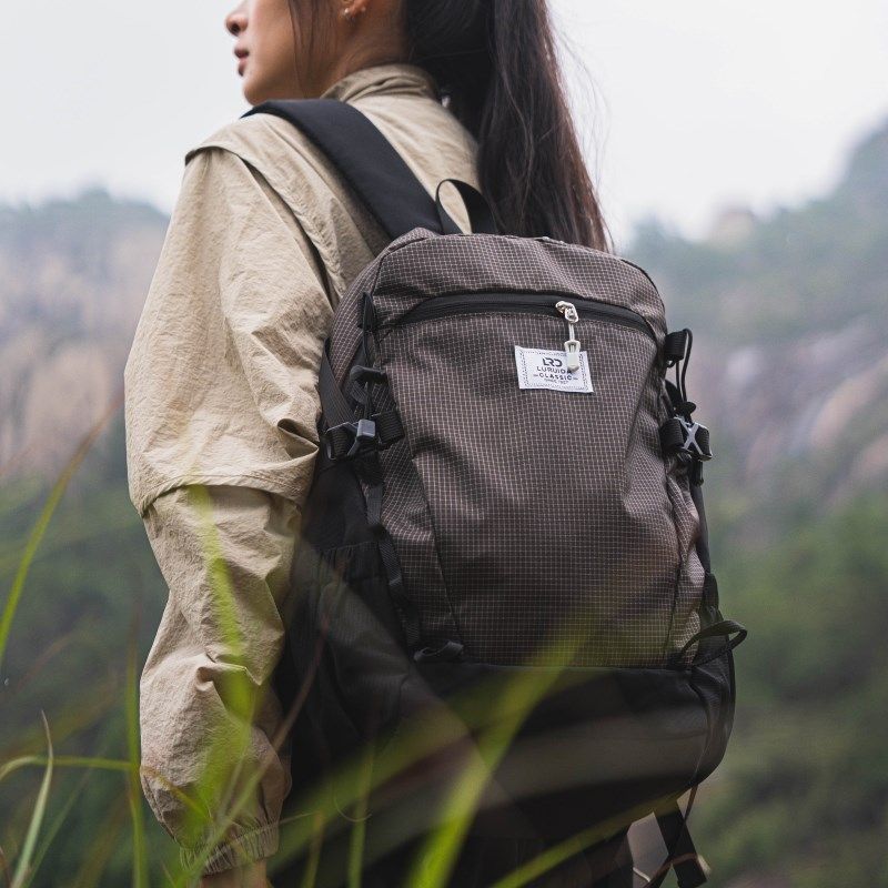 轻便登山背包男女休闲户外旅行徒步爬山双肩包运动骑行大学生书包,箱包皮具/热销女包/男包,双肩背包,淘宝优惠券,粉丝福利购,淘宝优惠卷