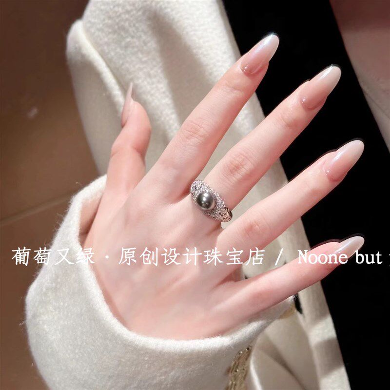 葡萄又绿正圆大溪地色黑色珍珠戒指女珍珠戒圈设计感洋气显白指环