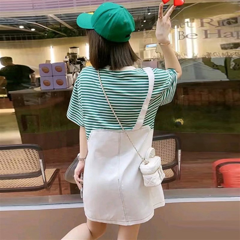 孕妇装夏季哺乳衣外出辣妈款假两件拼接T恤背带哺乳连衣裙小个子