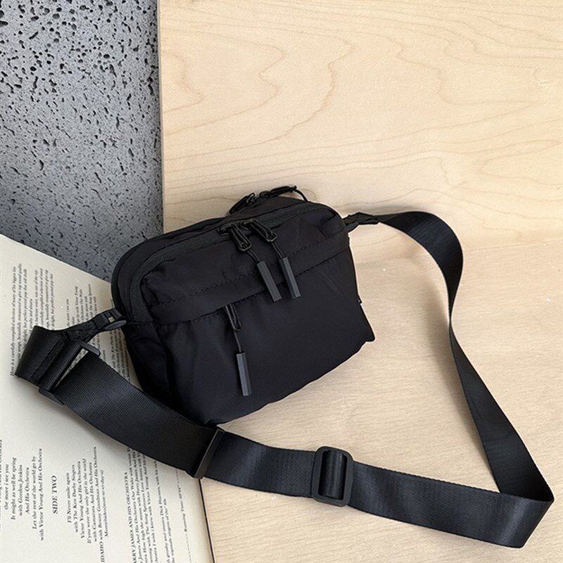 新品简约休闲单肩小包牛津布宽肩带大容量斜挎包女通勤手机女挎包