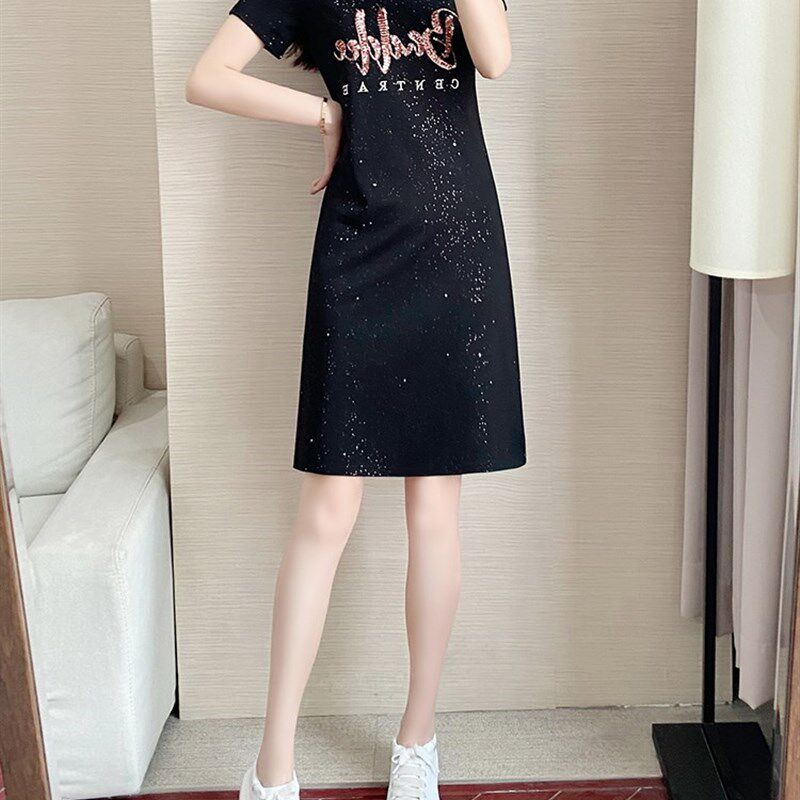 潮牌连衣裙夏季女中长款大码女装修身显瘦遮肚子直筒亮片t恤裙子