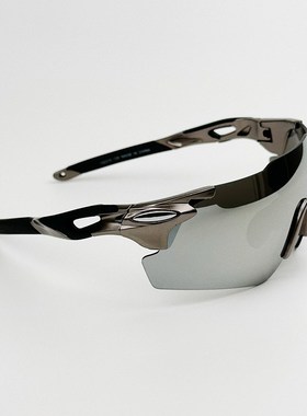 404的店未来复古机械风偏光骑行墨镜户外TR材质徒步太阳眼镜