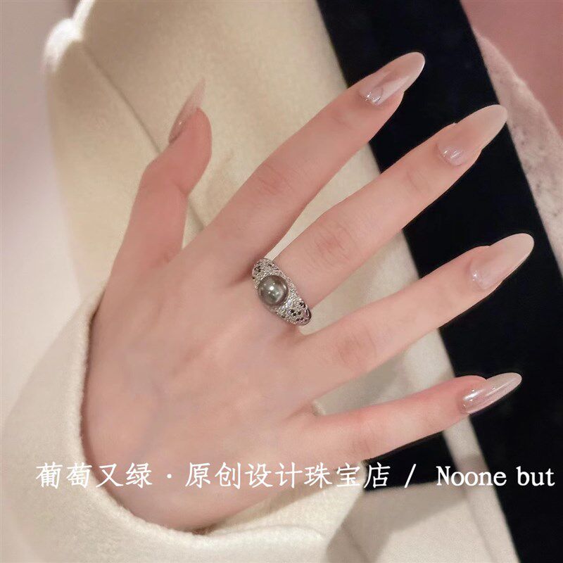 葡萄又绿正圆大溪地色黑色珍珠戒指女珍珠戒圈设计感洋气显白指环