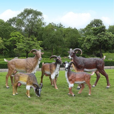 园林动物摆件仿真山羊雕塑户外玻璃钢绵羊花园庭院幼儿园草坪装饰