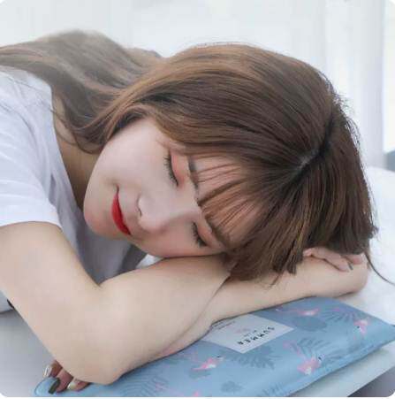 桌面冰垫午睡冰枕夏季降温神器免注水学生课桌趴睡夏天物理降温垫