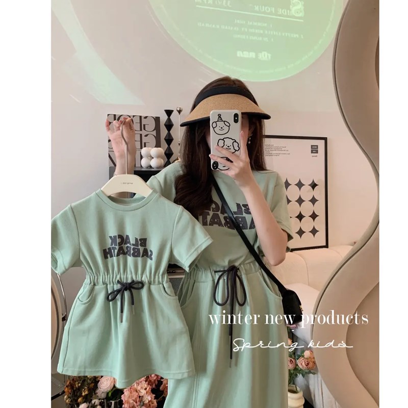 高货现货速发韩国炸街亲子装一家三四口夏季度假不一样的婴儿母女