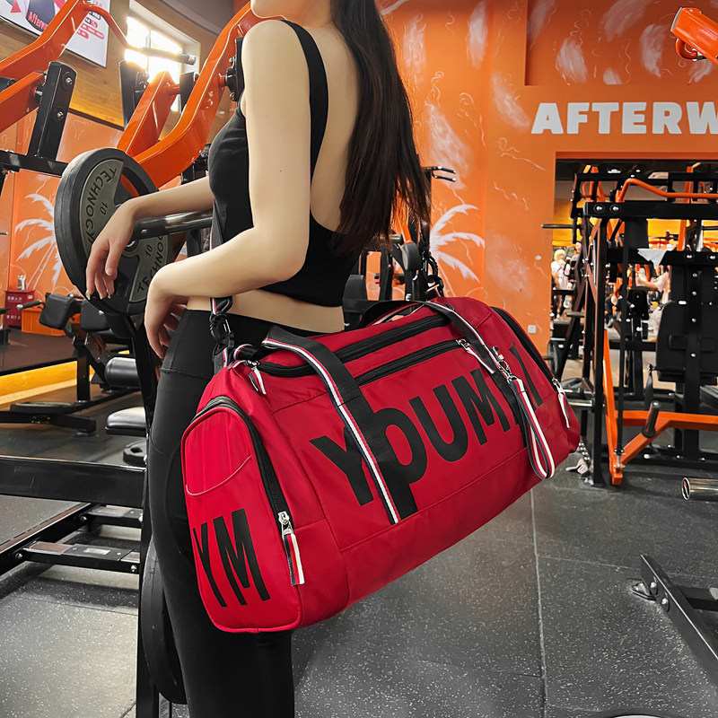 斜挎健身包红色女士游泳运动背包防水干湿分离鞋仓健身环收纳包女
