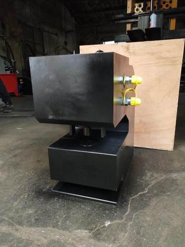 CH-80、100液压冲孔机角钢冲孔机槽钢三面冲孔切角 切断 折弯角铁