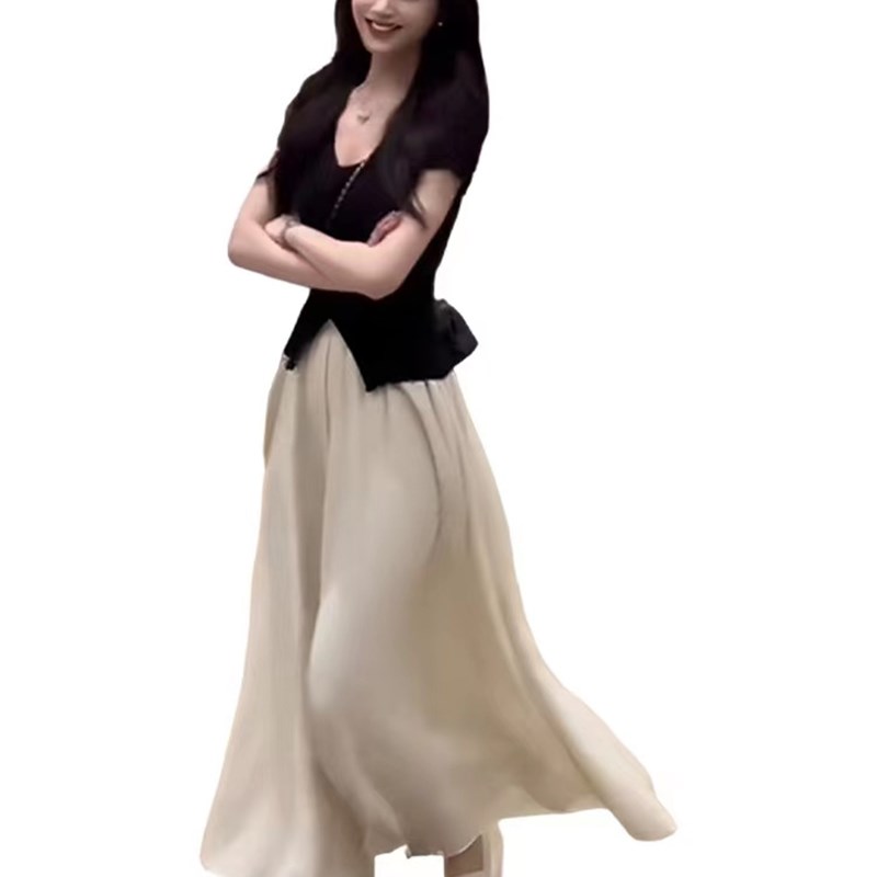 夏装外出哺乳衣一整套装时尚w小个子嫩妈款产后期喂奶衣两件套裙