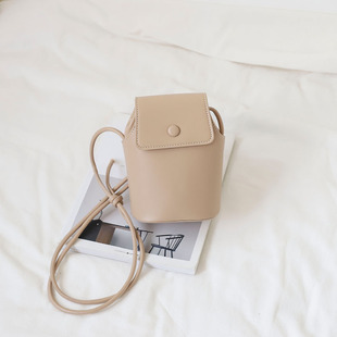 手机包迷你小包包能装放手机的袋特色夏季斜挎女包竖款挂脖水桶包