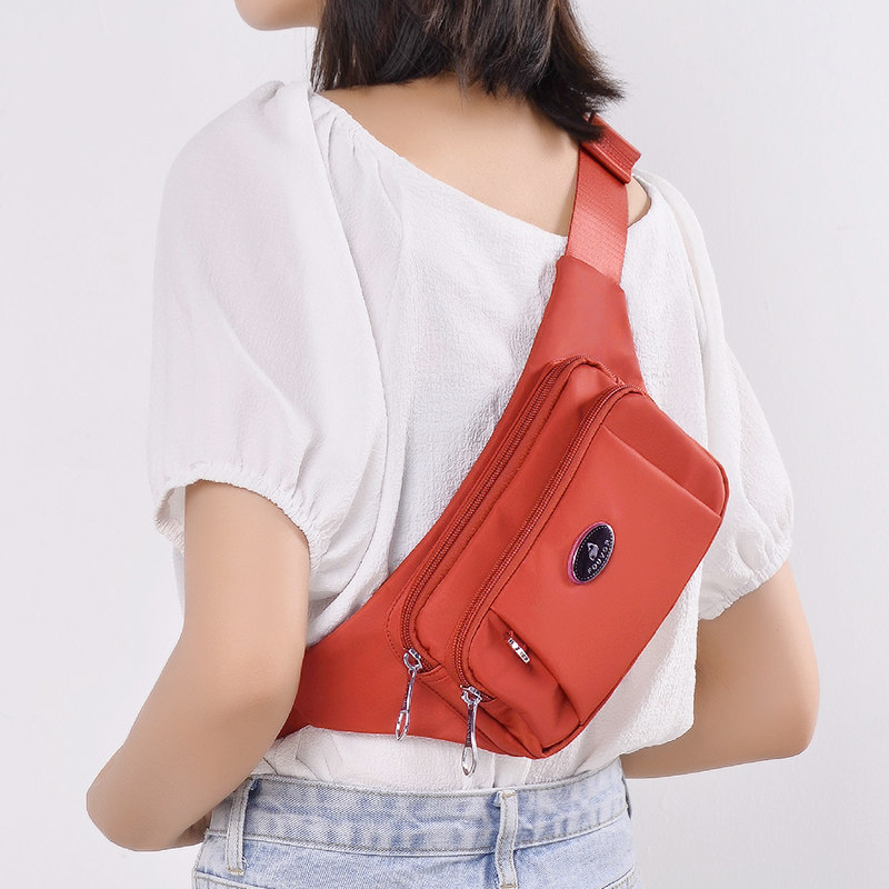 腰包女2021新款胸包运动跑w步手机包时尚女士斜挎包帆布背包小包
