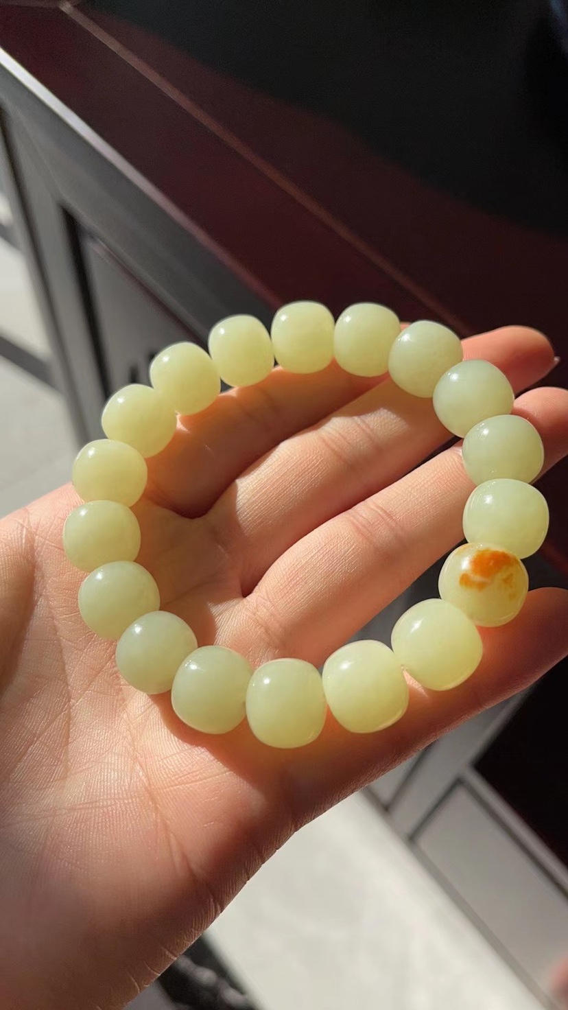 精品黄白河磨玉手链手串玉珠子原石河磨玉东北籽料透闪石收藏岫岩