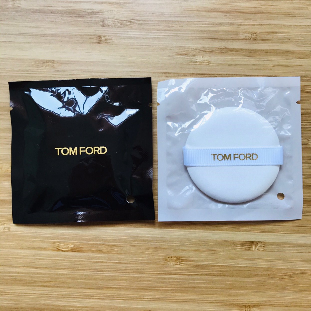 一个包邮 TF气垫粉扑 汤母福特气垫粉扑 Tom Ford粉扑黑色 白色