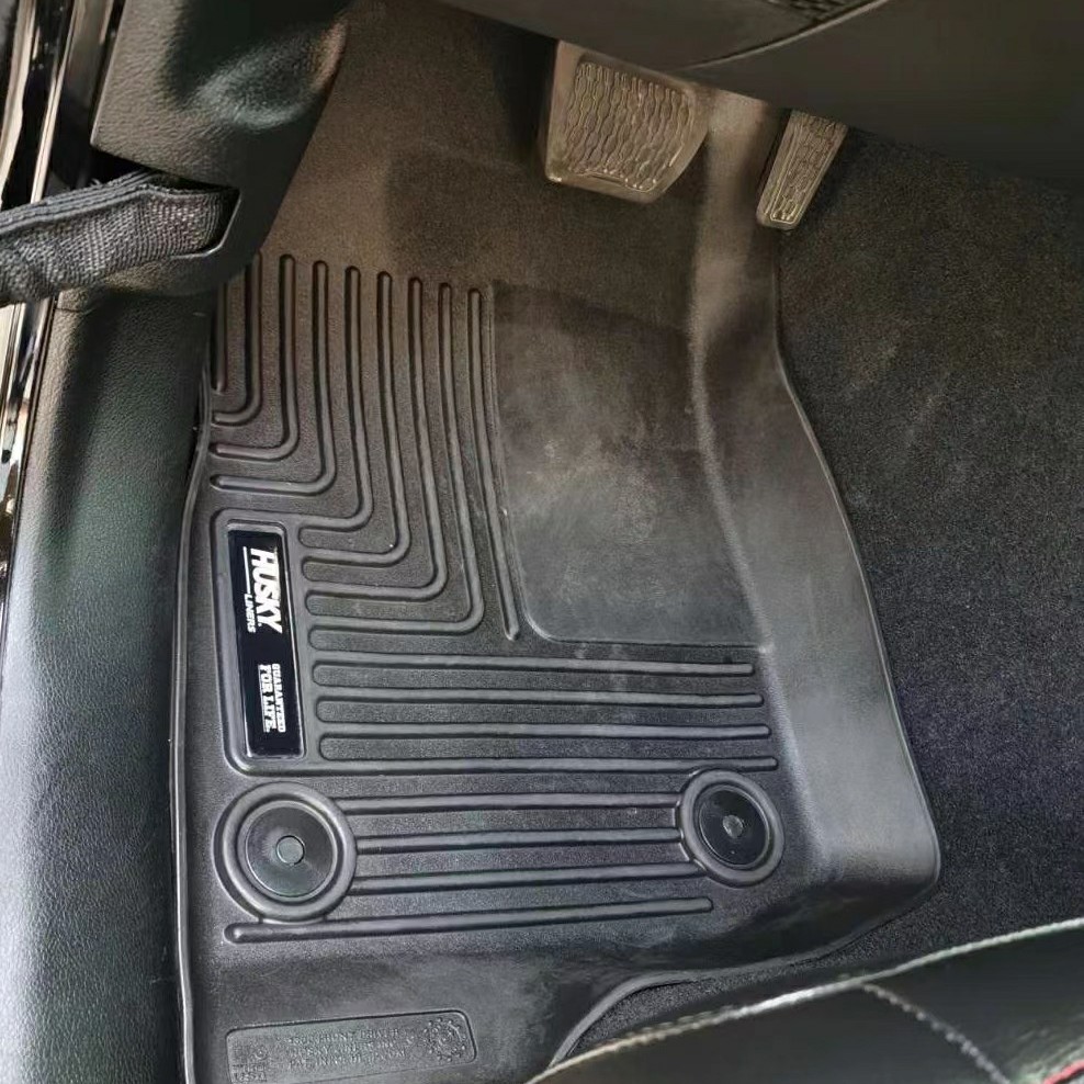 哈士奇美国进口立体TPE环保脚垫