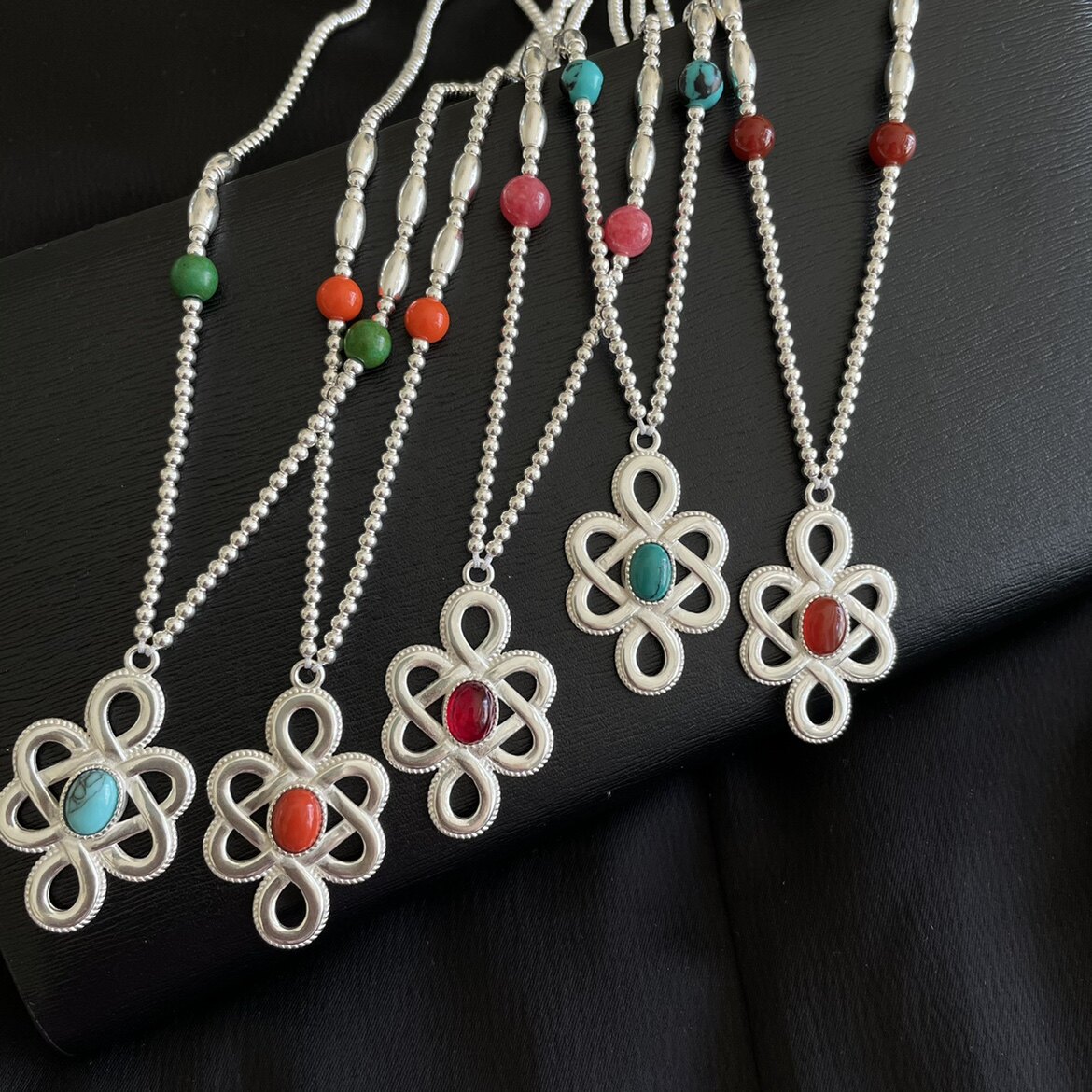 925纯银蒙古元素民族风项链女艾斯银饰蒙族首饰银吊坠吉祥结项坠