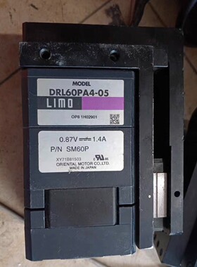 DRL60PA4-05  东方步进电机，件，外观漂亮，测