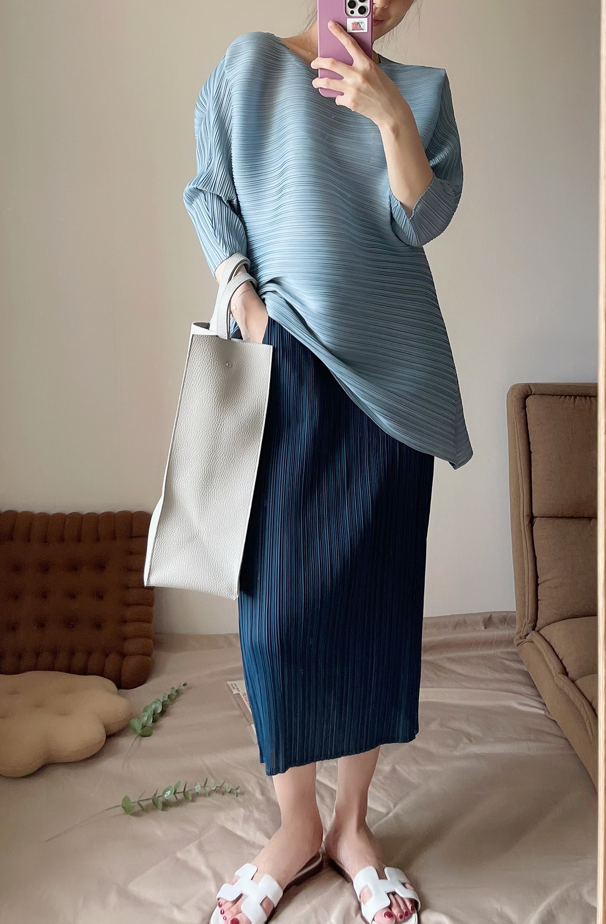 三宅褶皱婴儿蓝八分袖廓形上衣