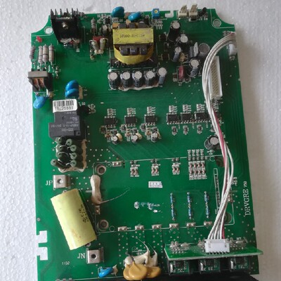 德力西  CDI9600-G7R5/P011T4 驱动板 含模块GD50PIT120C6S