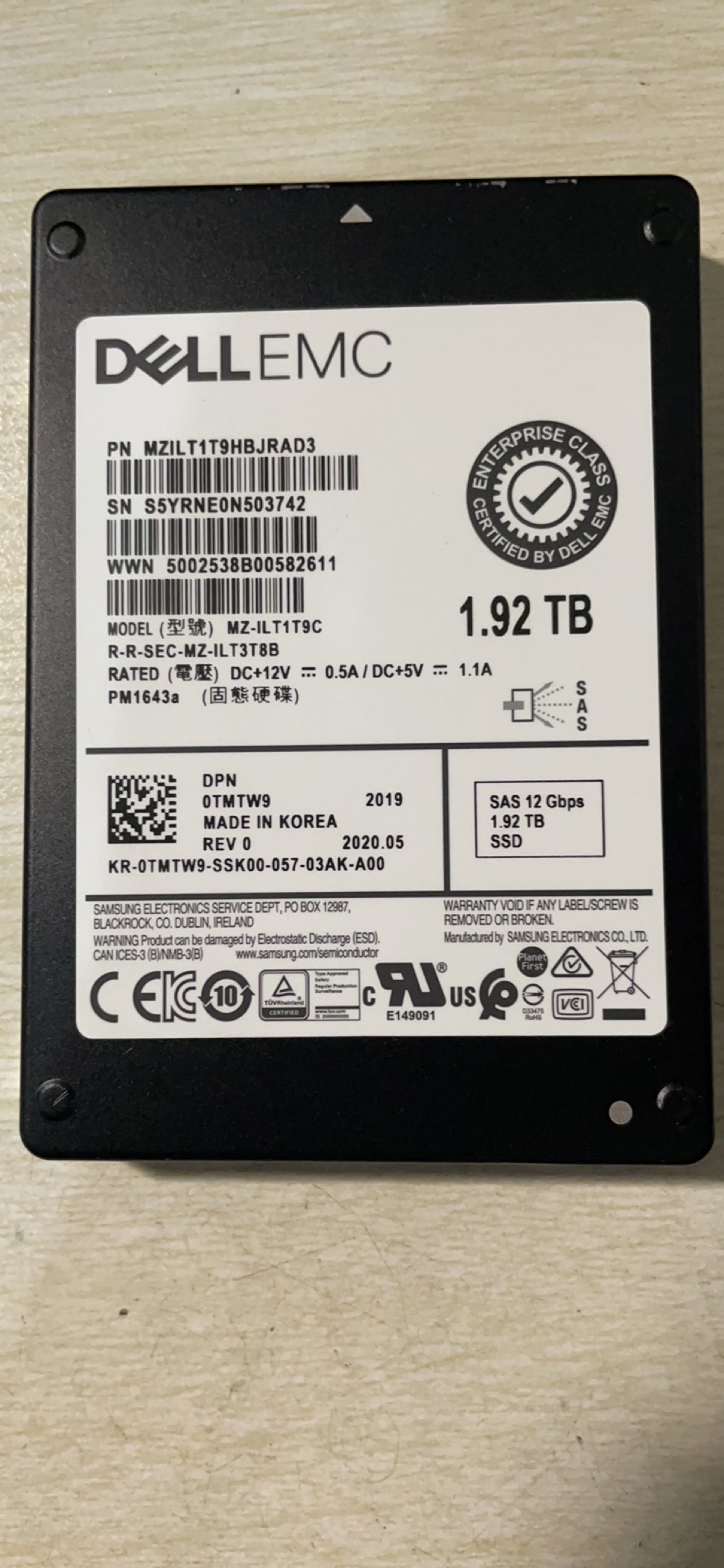 原装 DELL 0TMTW9 1.92T 2.5 SAS 12G 512 PM1643a SSD固态硬盘