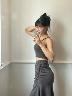 卡戴珊欧美分体吊带 厚料不透但显形 通勤斩男一套拿下款