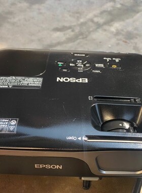 二手纯进口爱普生7210投影机投影仪标准720P办公家用无线wifi短焦