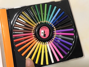 独家款迷你可爱mini 油性小彩铅笔 36色CD盒里放着的适合送礼礼品