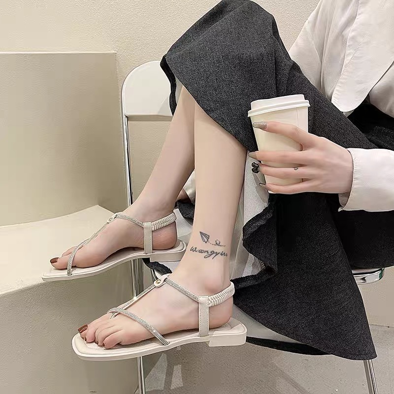 Summer sandals, fairy style, flat bottom, new versatile, one-piece student Roman shoes