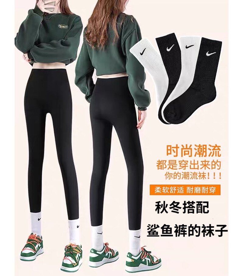 搭配鲨鱼裤的袜子女长筒ins潮外穿白色中筒袜秋冬季运动纯棉长袜