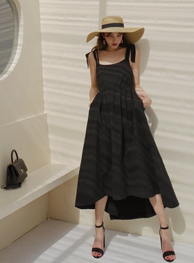 许路儿Lurehsu正品代购R211158肩绑带长款黑色吊带连衣裙海滩度假